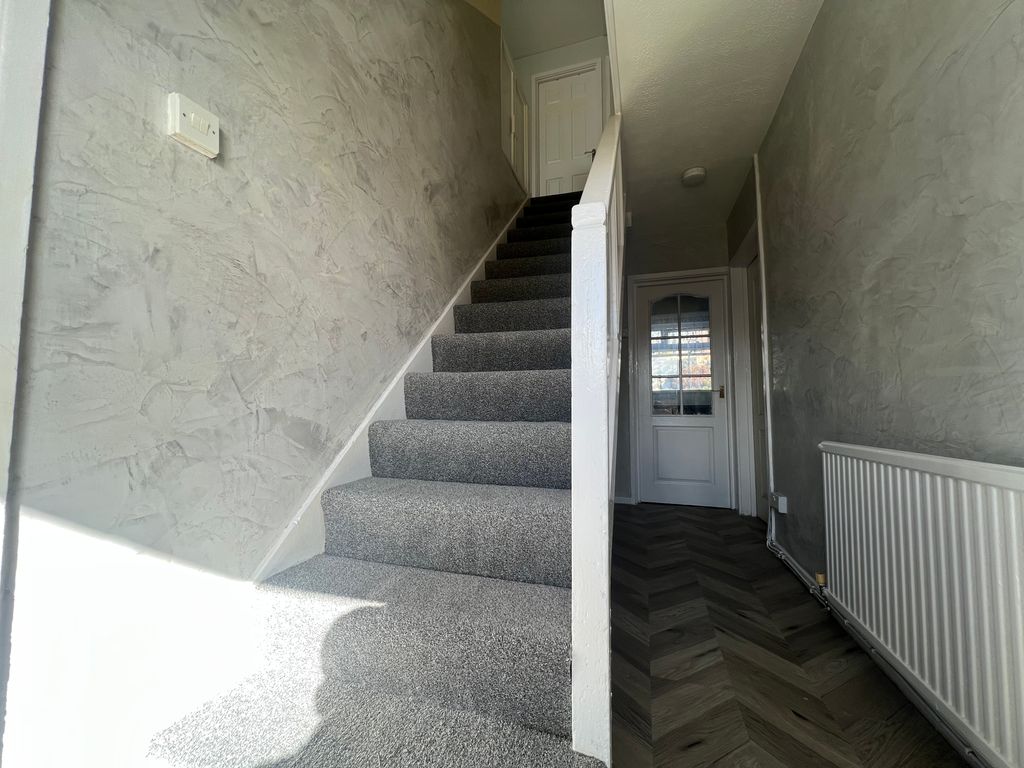 Property photo 2 of 12 Balcony