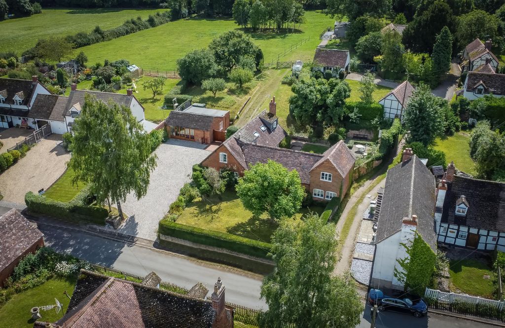 Property photo 1 of 34 Image