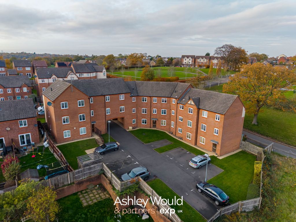 Property photo 2 of 14