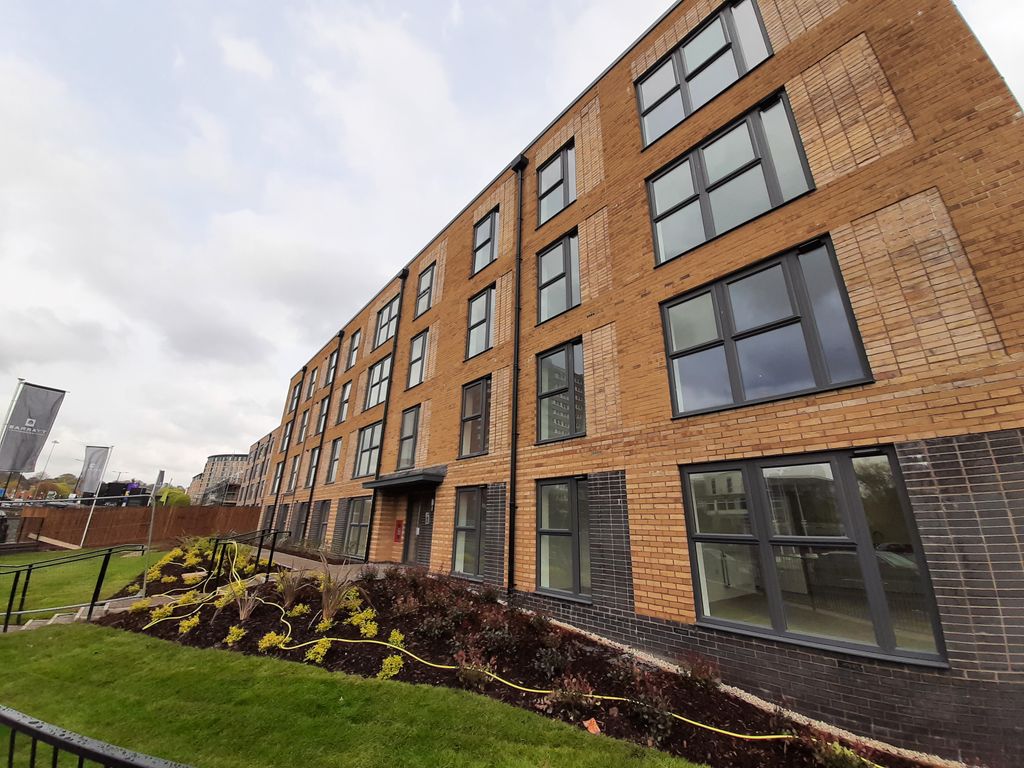 Property photo 1 of 11