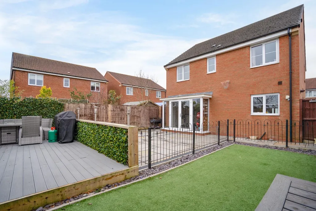 House in York, Ouse Acres, Holgate - View 3