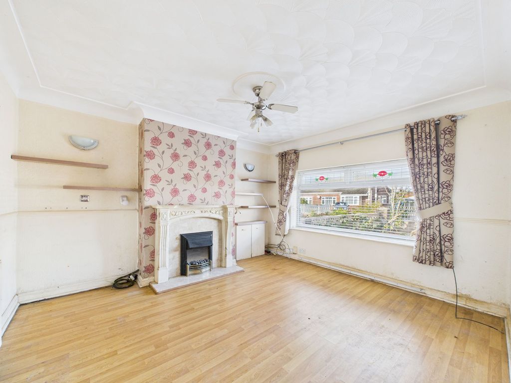 Property photo 2 of 24