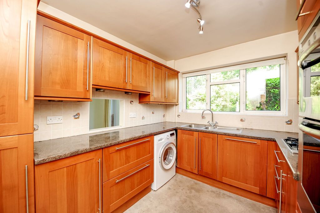 Property photo 2 of 13 Kitchen
