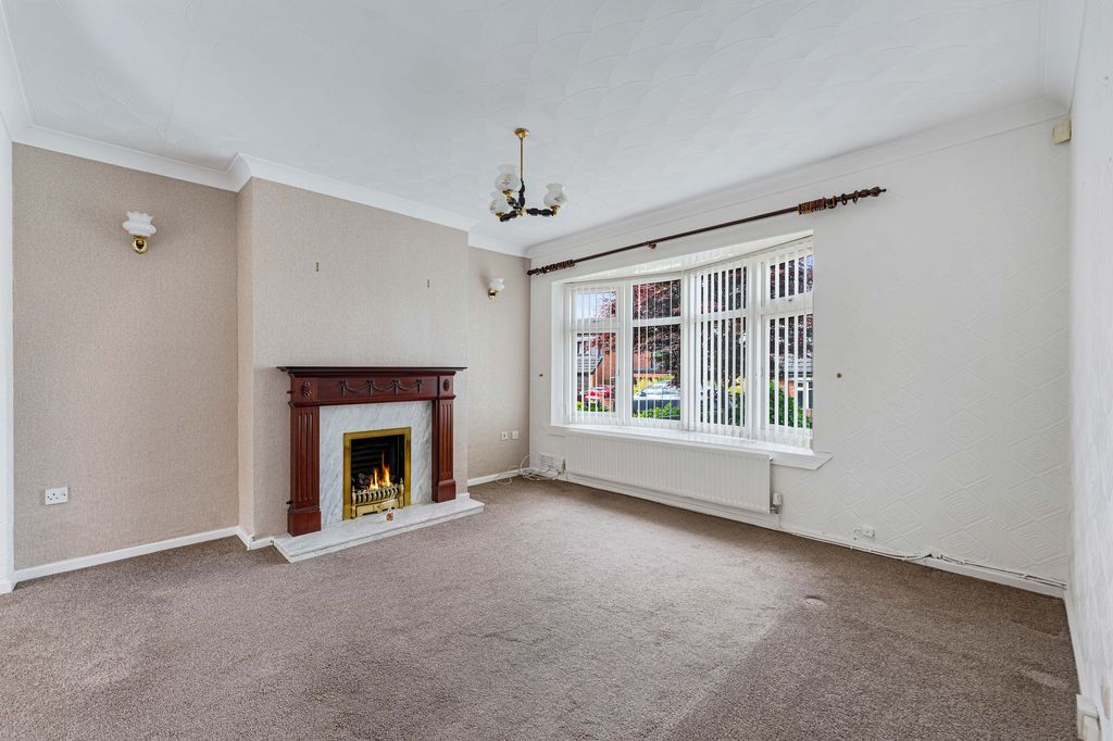 Property photo 2 of 29