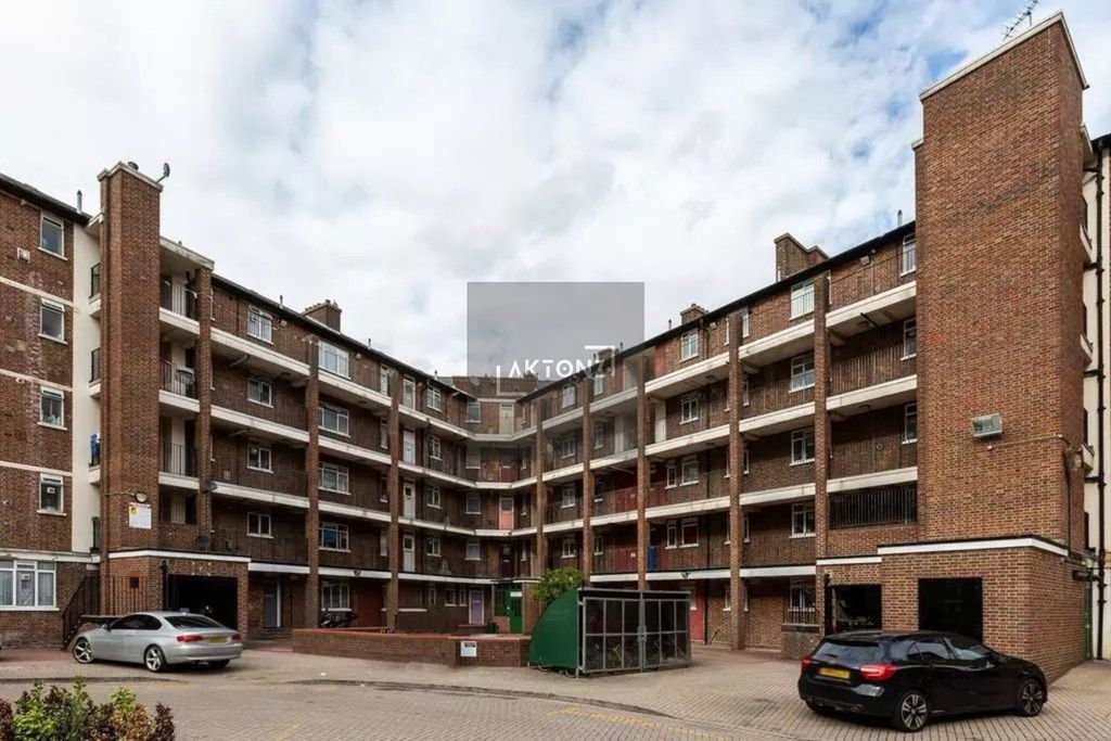 Property photo 1 of 1 Limehouse