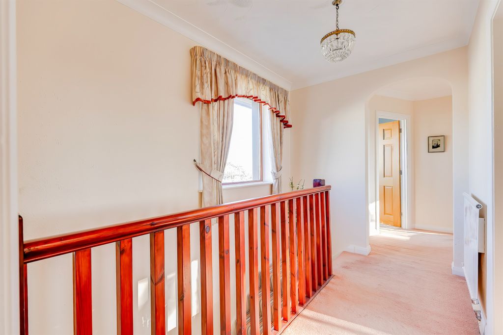 房产图片 25 - 出售独立别墅，四卧室，Holly Grove，Lisvane，卡迪夫 CF14