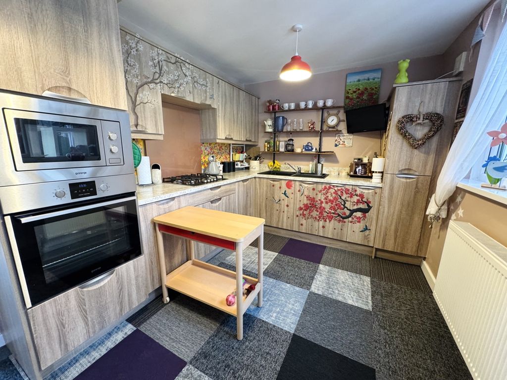 Property photo 1 of 19 Img_3156