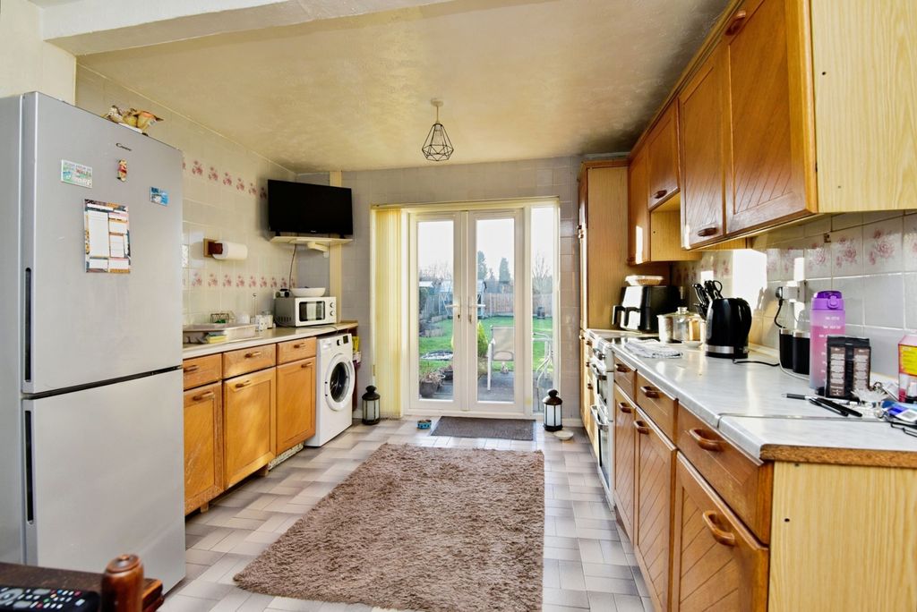 Property photo 2 of 12 Pbox-Img.Jpg