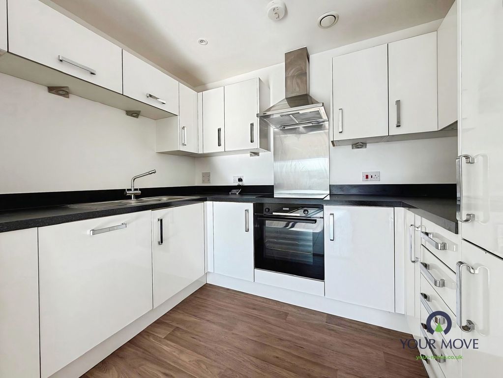 Property photo 3 of 11 Pbox-Img.Jpg