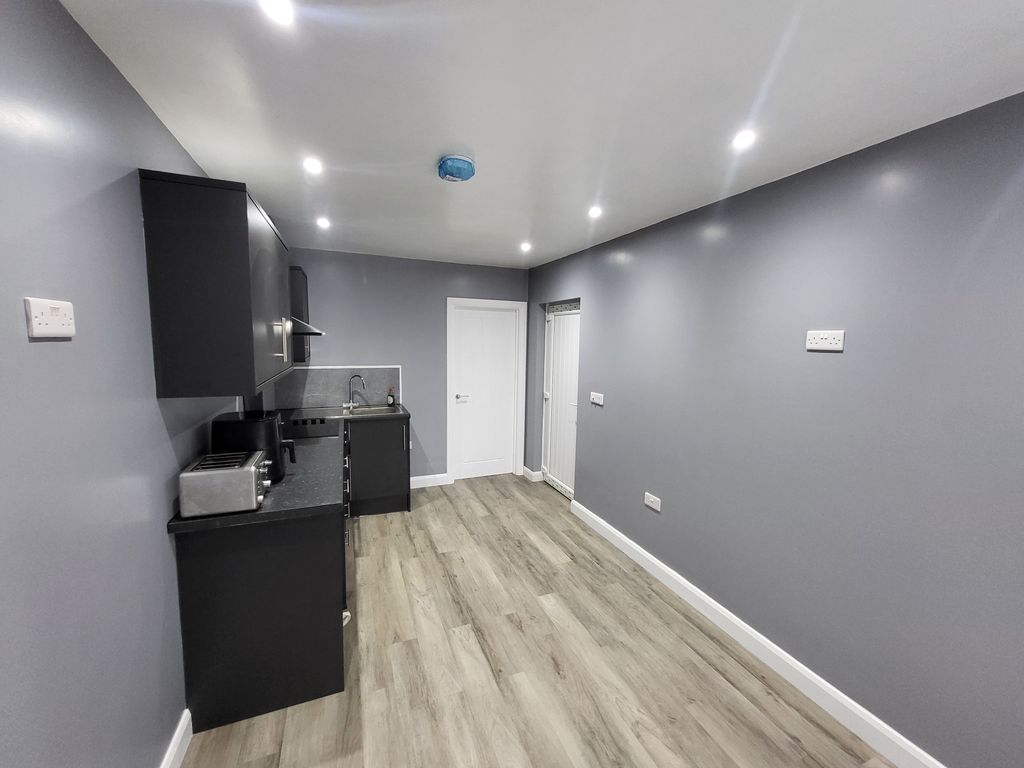 Property photo 3 of 14 Front