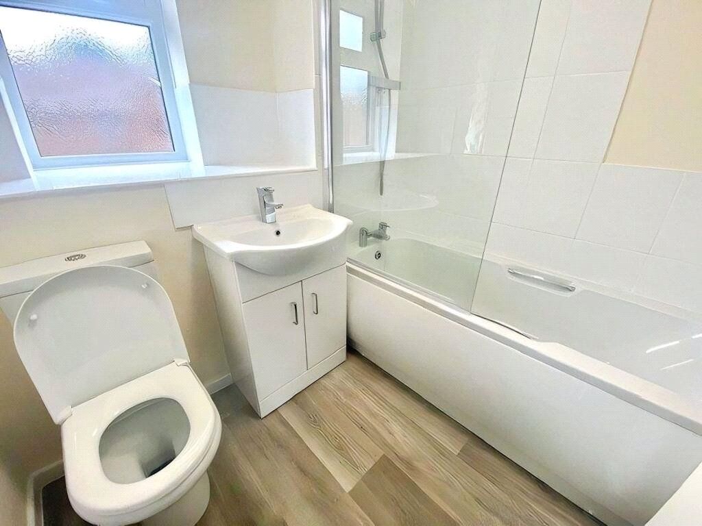 Property photo 3 of 3 Picture No. 04