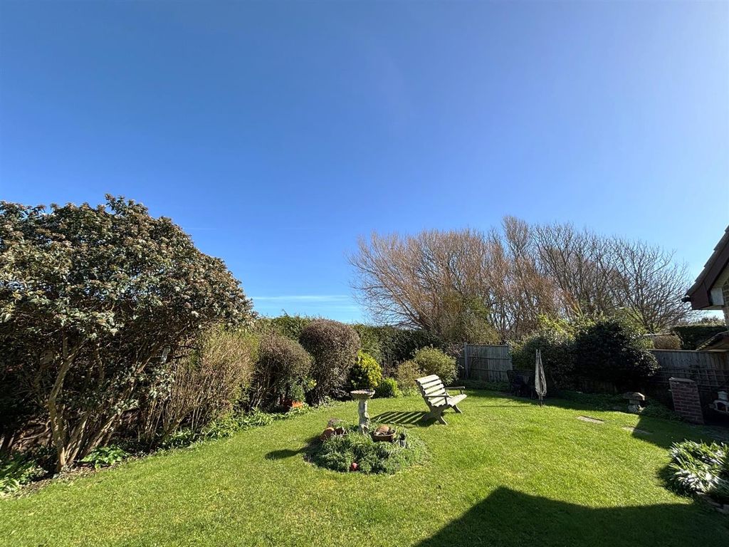 Property photo 2 of 21 4315 Gardenalt..Jpeg