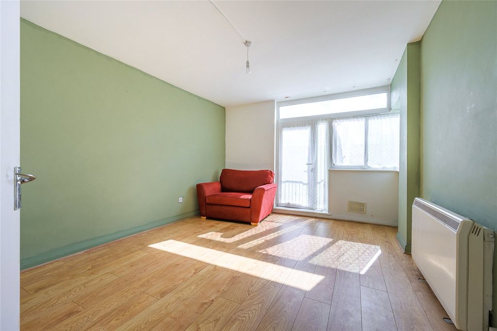 Property photo 3 of 16 Picture No. 07