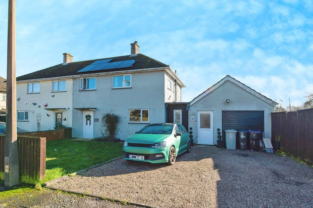 Property photo 1 of 26