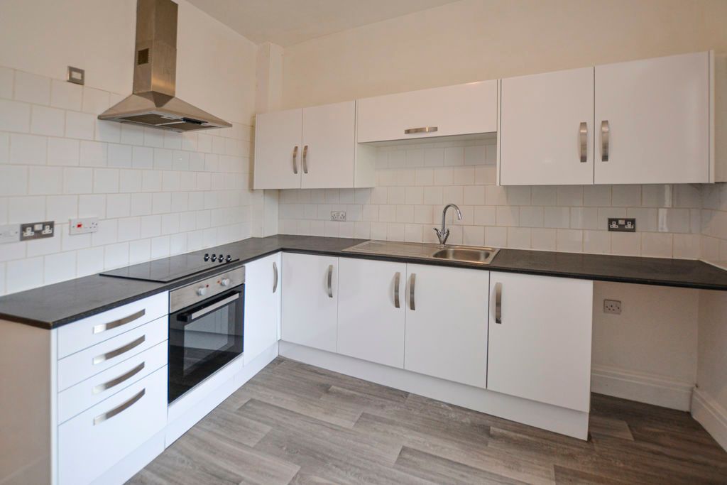 Property photo 3 of 20 Photo 7