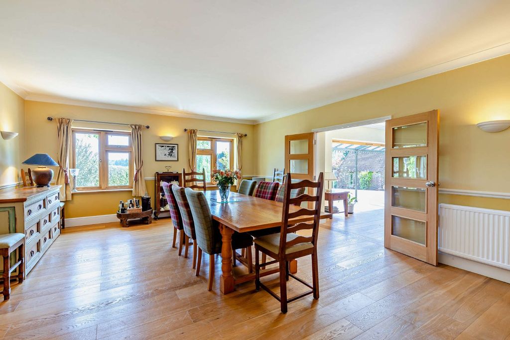 Additional image 8 of 6 bed detached house for saleHewshott Lane, Liphook, Hampshire GU30