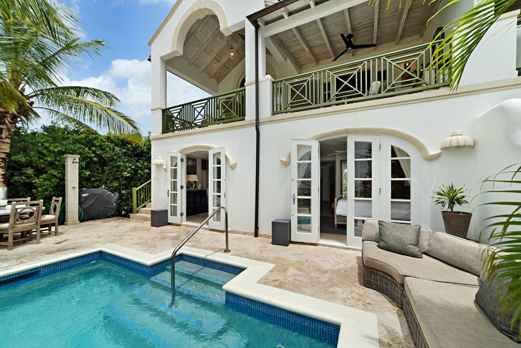 Property photo 3 of 34