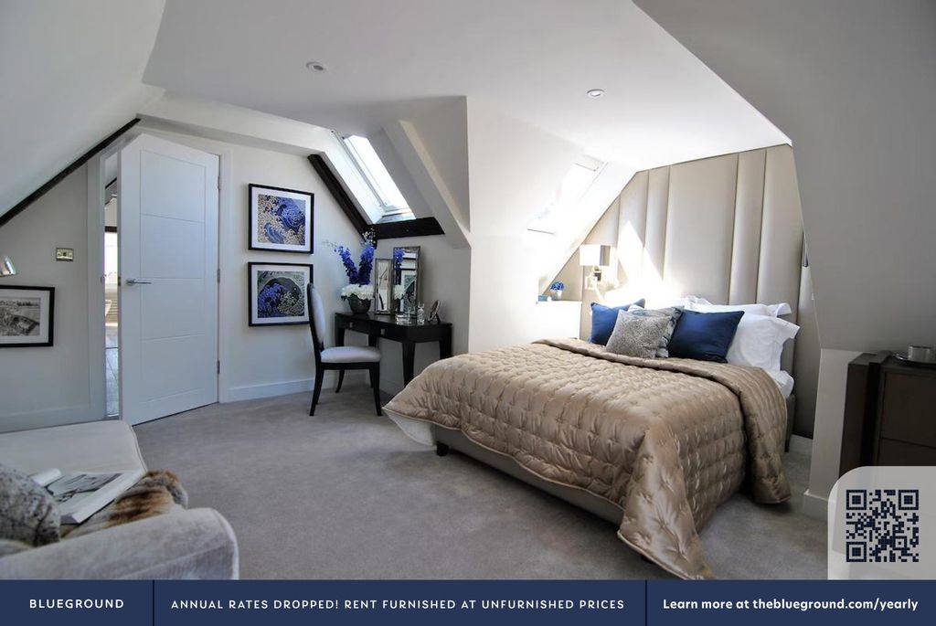 Property photo 3 of 17 Bedroom