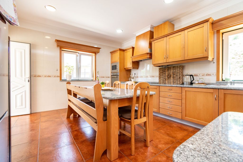 Property photo 2 of 49