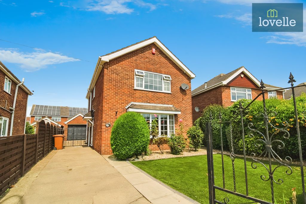 Property photo 1 of 20