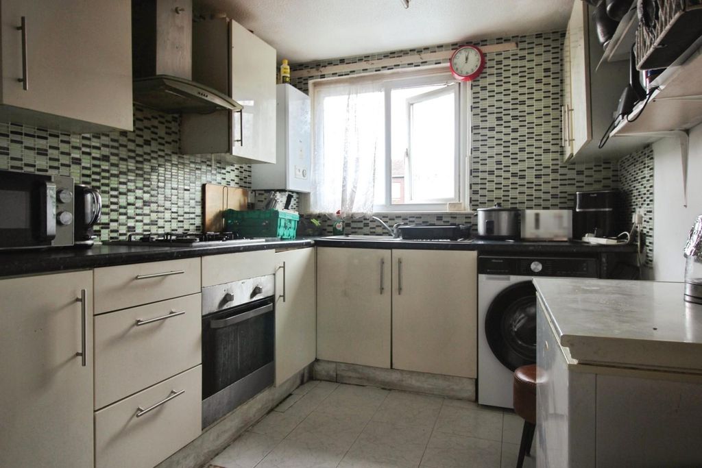 Property photo 3 of 14 E7d38cc1-Img_6389.Jpg