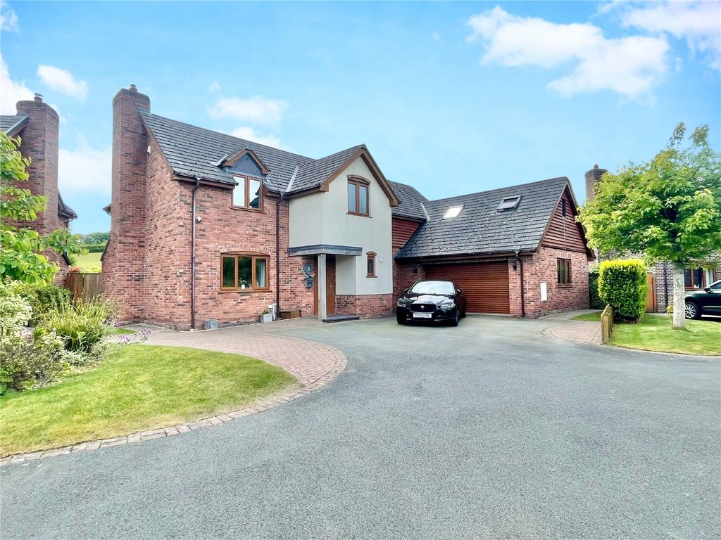 Property photo 1 of 31 Picture No. 35