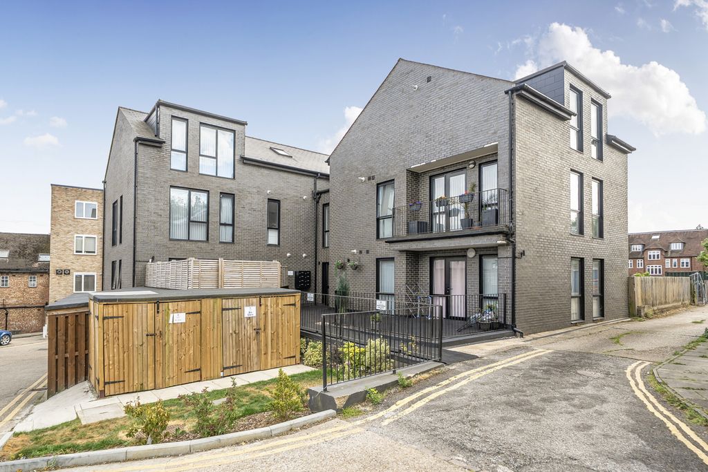 Property photo 1 of 19 1458261-18-6A034E...