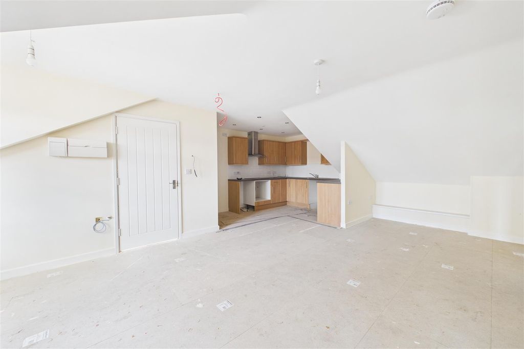 Additional image 31 of 4 bed flat for saleHighridge Road, Bishopsworth, Bristol BS13