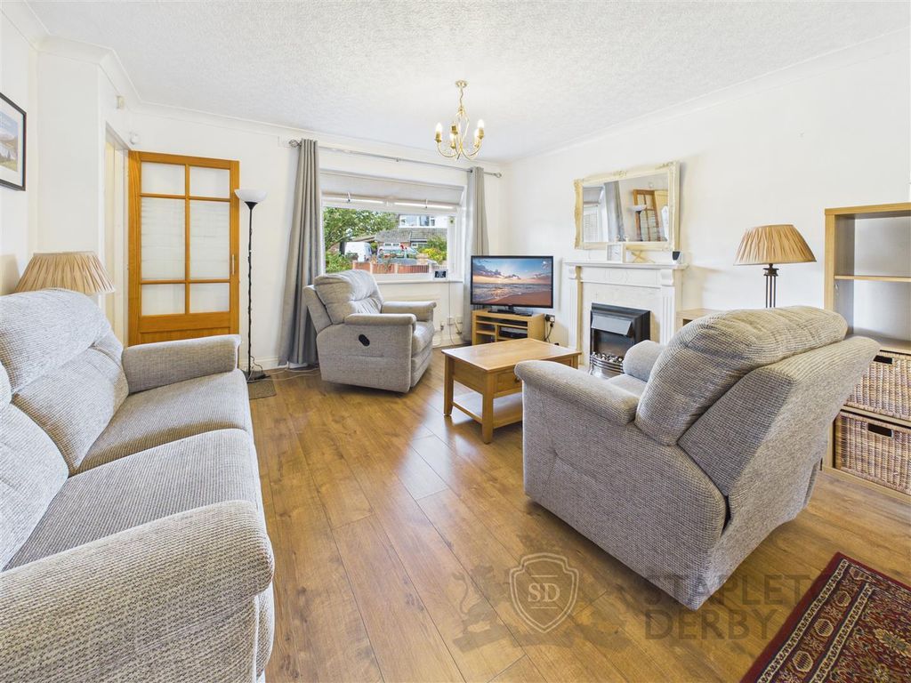 Property photo 3 of 18 Cam04645G0-Pr0050-Still007.Jpg
