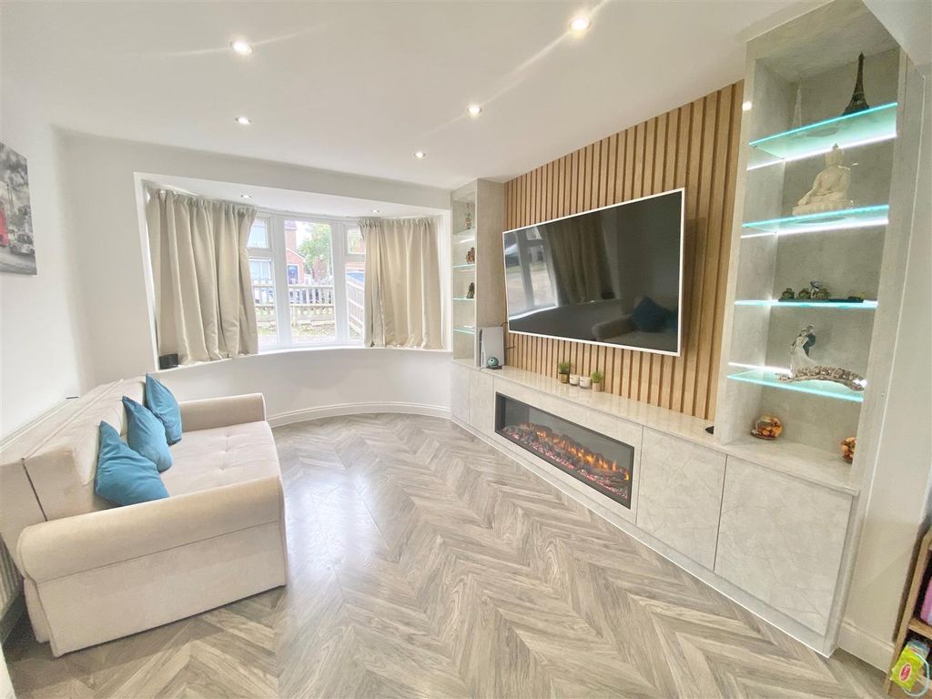 Property photo 2 of 15 4.Jpg