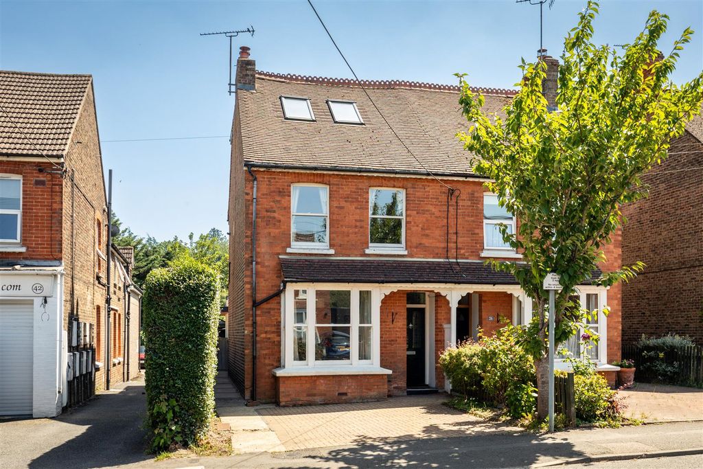 Property photo 1 of 25 40 Queens Road-32.Jpg