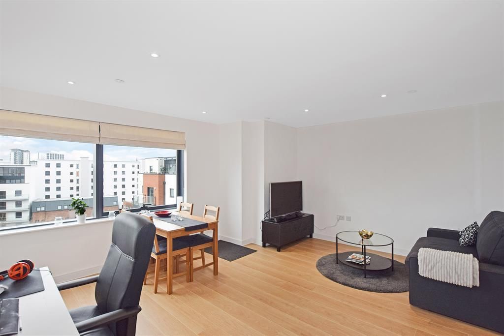 Property photo 3 of 6