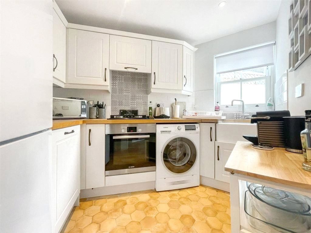 Property photo 3 of 10 Picture No. 34