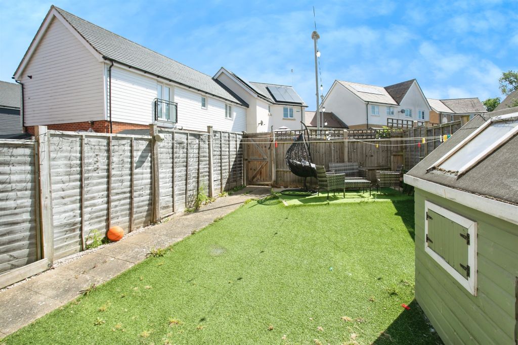 Property photo 2 of 17