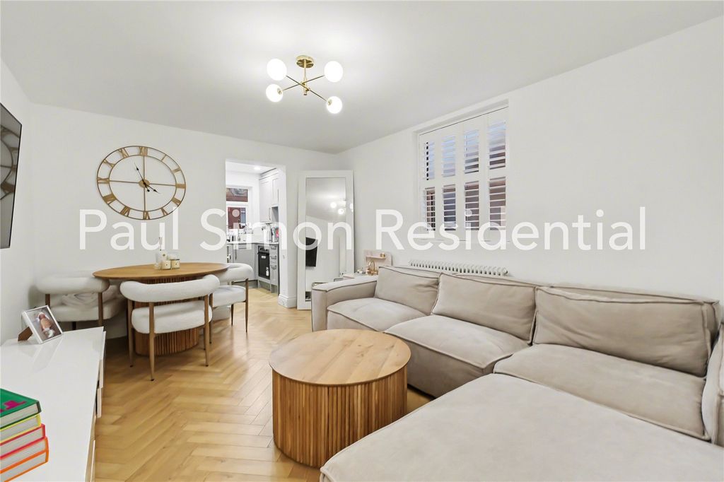 Property photo 3 of 13 Picture No. 10