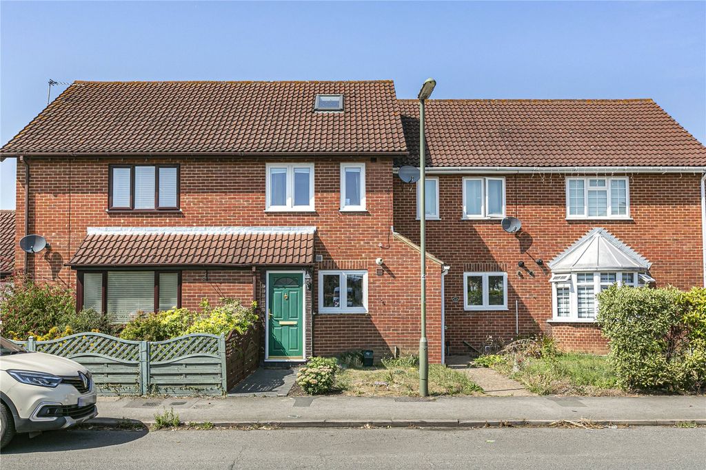 Property photo 1 of 11 Exterior