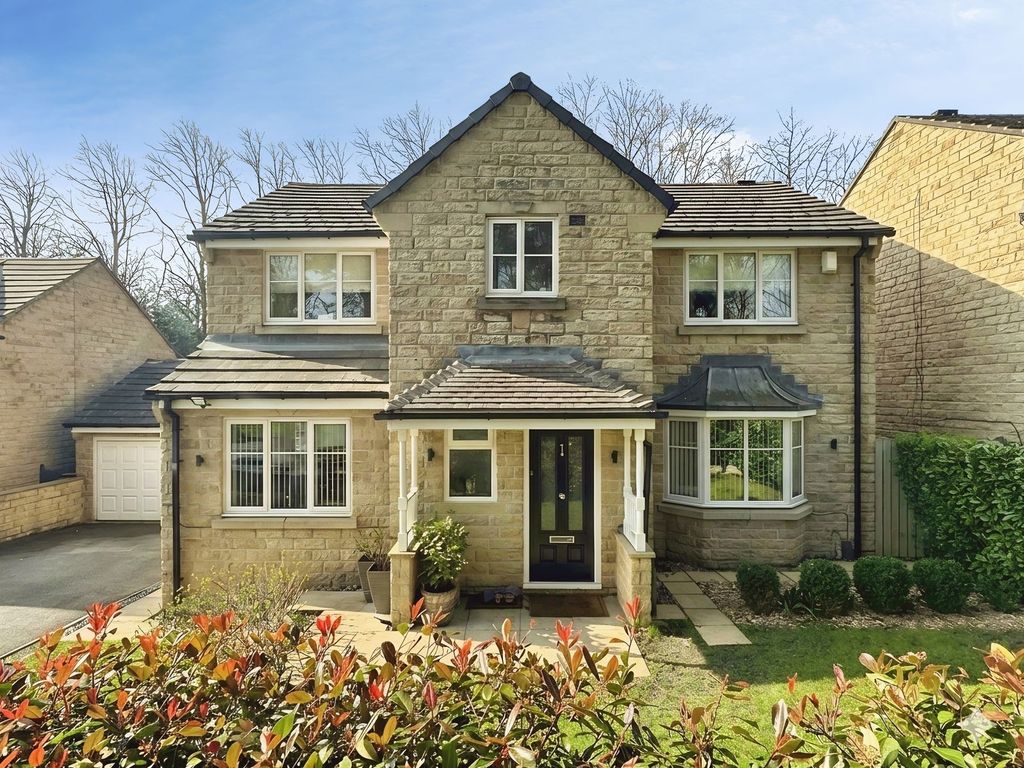 Property photo 1 of 32