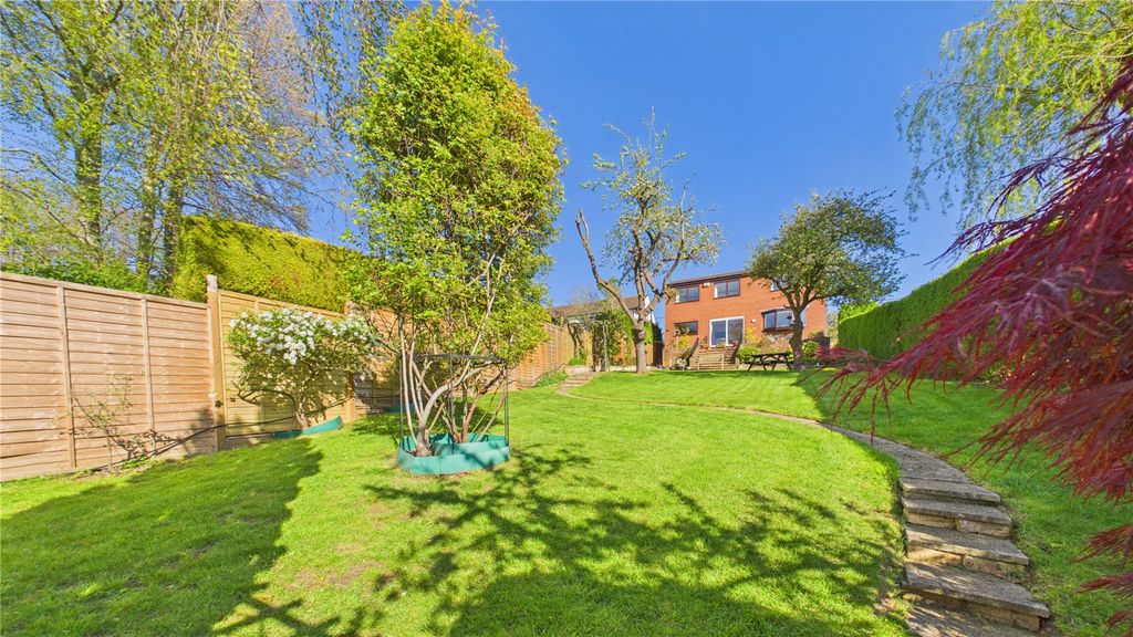 Property photo 1 of 23 Picture No. 35