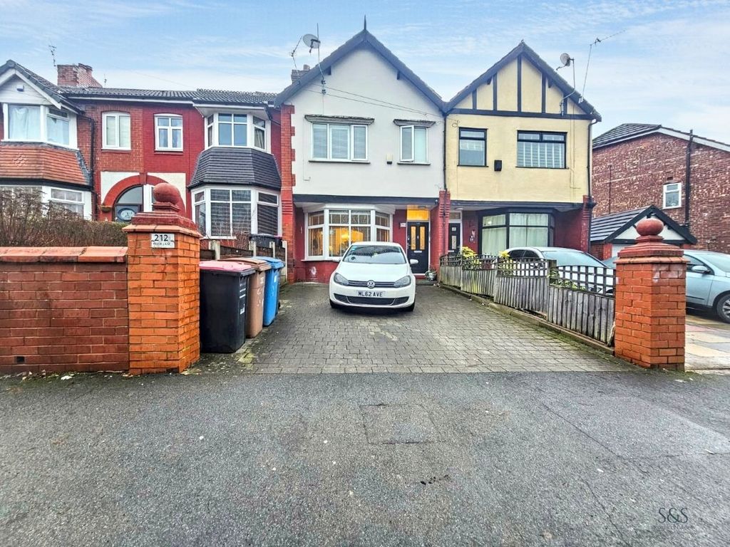 Property photo 1 of 27