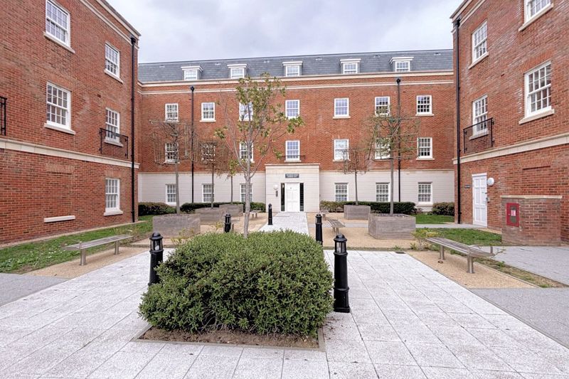 Property photo 3 of 7 Front