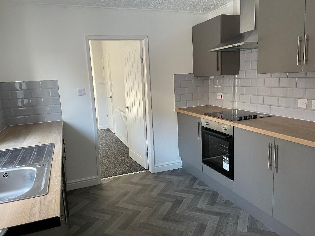 Property photo 1 of 13 Kitchen