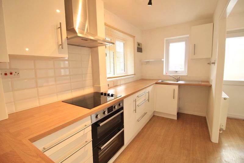 Property photo 2 of 11 Photo 8