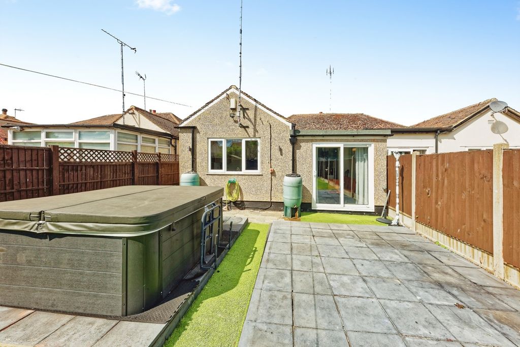 Property photo 1 of 16 Pbox-Img.Jpg