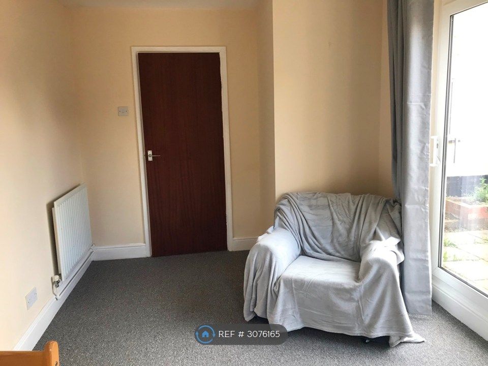 Property photo 3 of 30