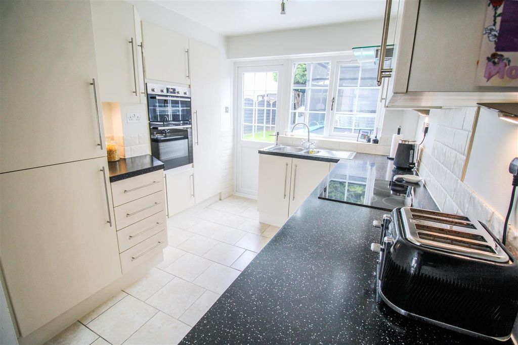 Property photo 3 of 13 Img_3887.Jpg