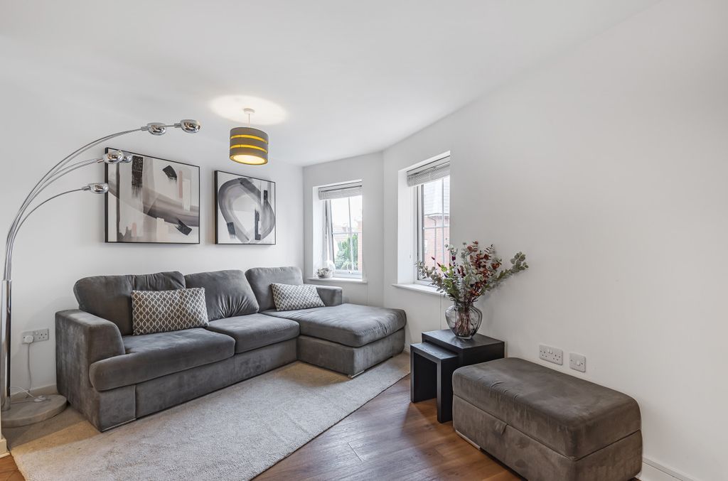 Property photo 3 of 14 911399 (4).Jpg