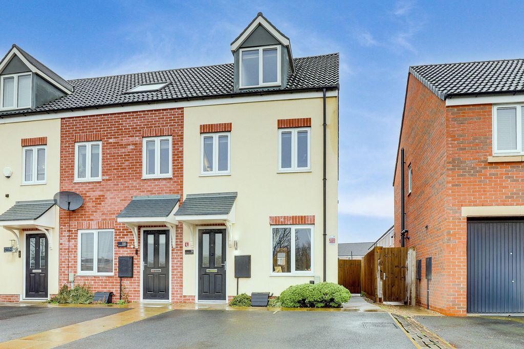 Property photo 1 of 21