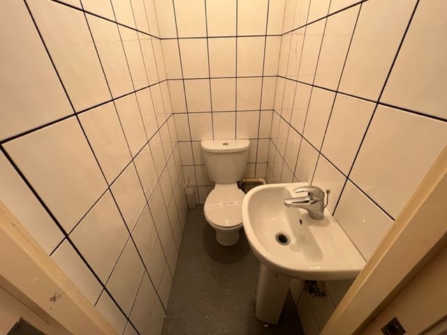 Property photo 3 of 13 Images