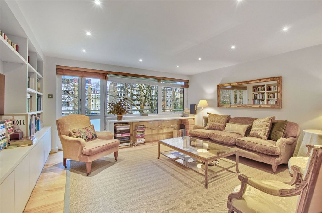 Property photo 1 of 19 Picture No. 04