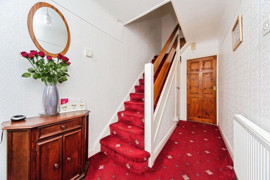 Property photo 2 of 11 Pbox-Img.Jpg